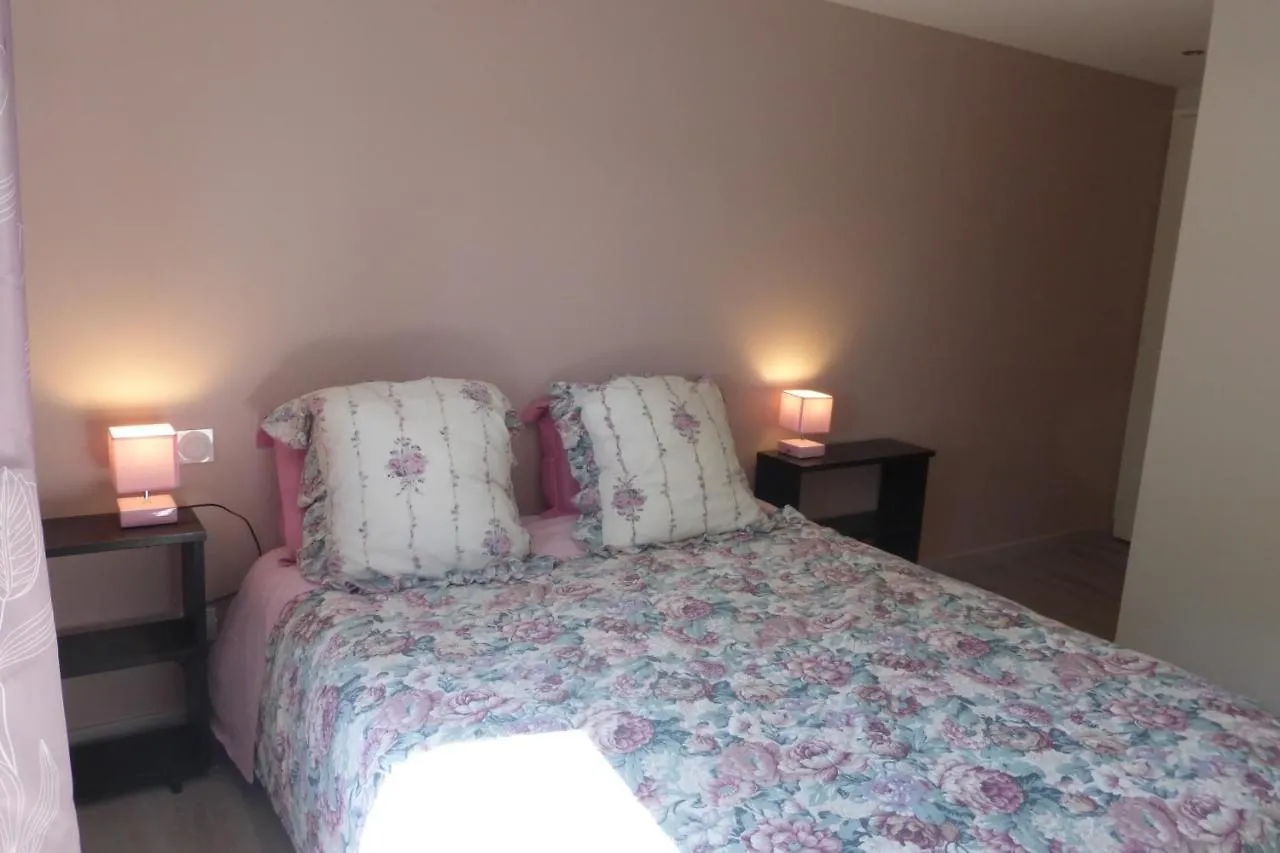 Séjour chez l'habitant Appartement Domaine Paysager de Kertanguy à Garlan