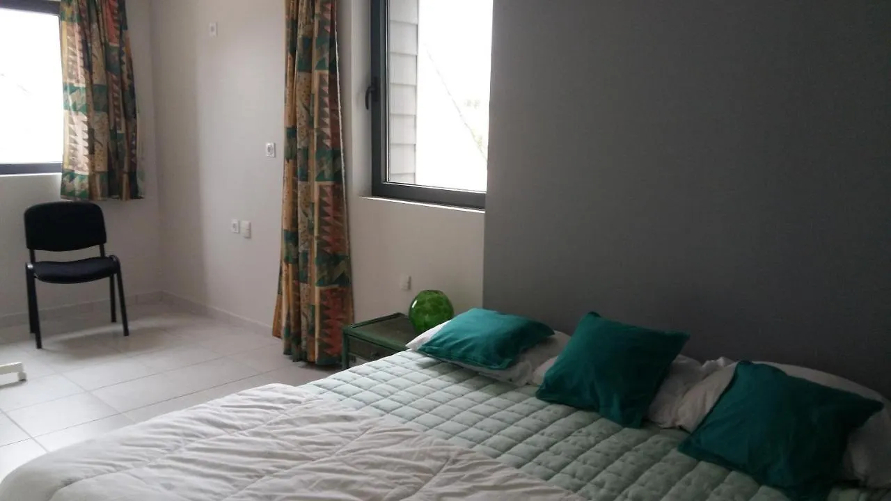 Appartement Domaine Paysager de Kertanguy à Garlan Séjour chez l'habitant